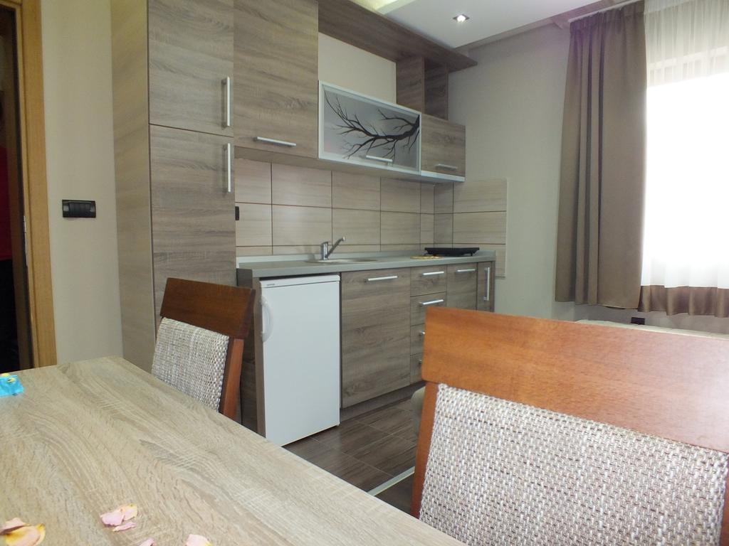קופאוניק Apartments Zivkovic, Milmari D מראה חיצוני תמונה